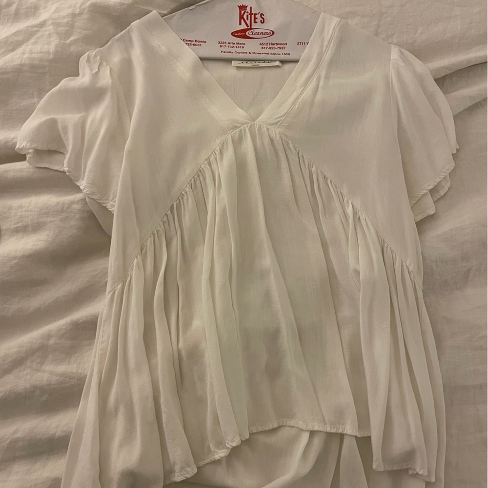 American threads white blouse